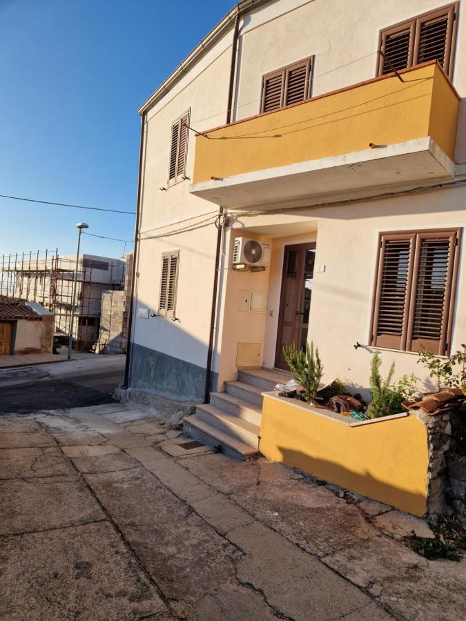 Mari E Monti Holiday home Scano Montiferro